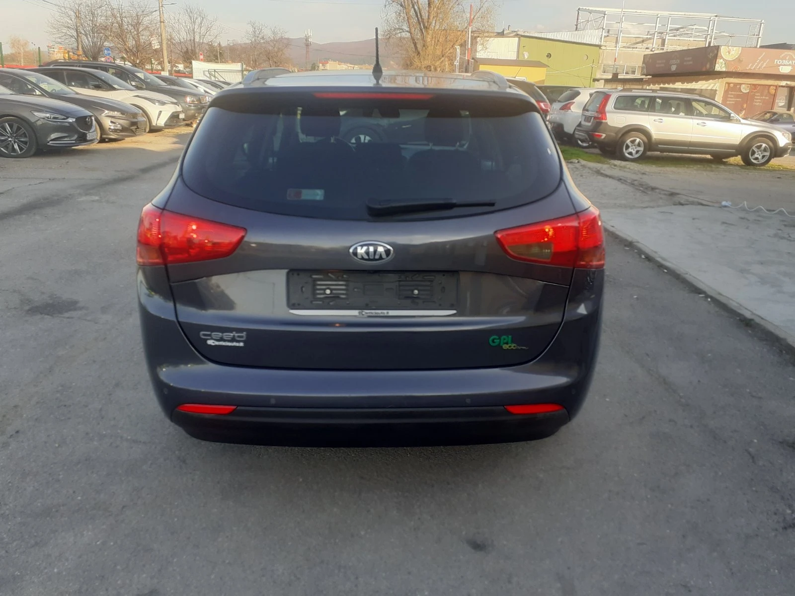 Kia Ceed 1, 4 FACE PREMIUM LED  LPG .DVD TV  KAMERA 6KC., снимка 5 - Автомобили и джипове - 54122592