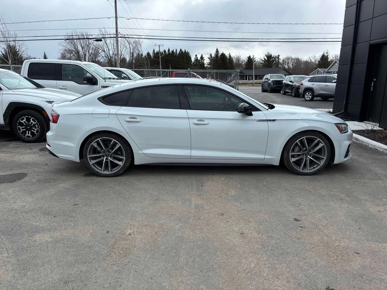 Audi A5 Technik / 360 / AMBIENT / B&O КЛИП  НА МОТОРА , снимка 3 - Автомобили и джипове - 54127028