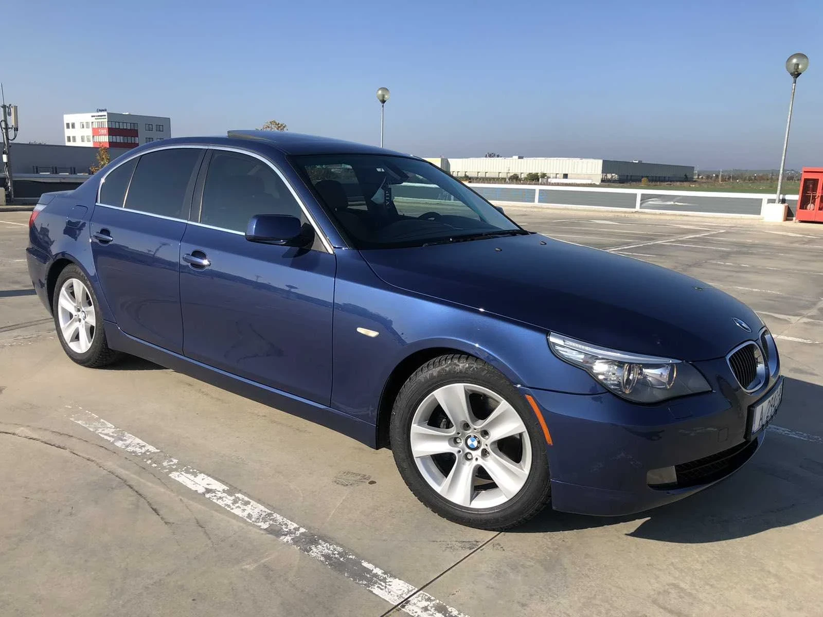 BMW 528 Facelift , снимка 2 - Автомобили и джипове - 54150655