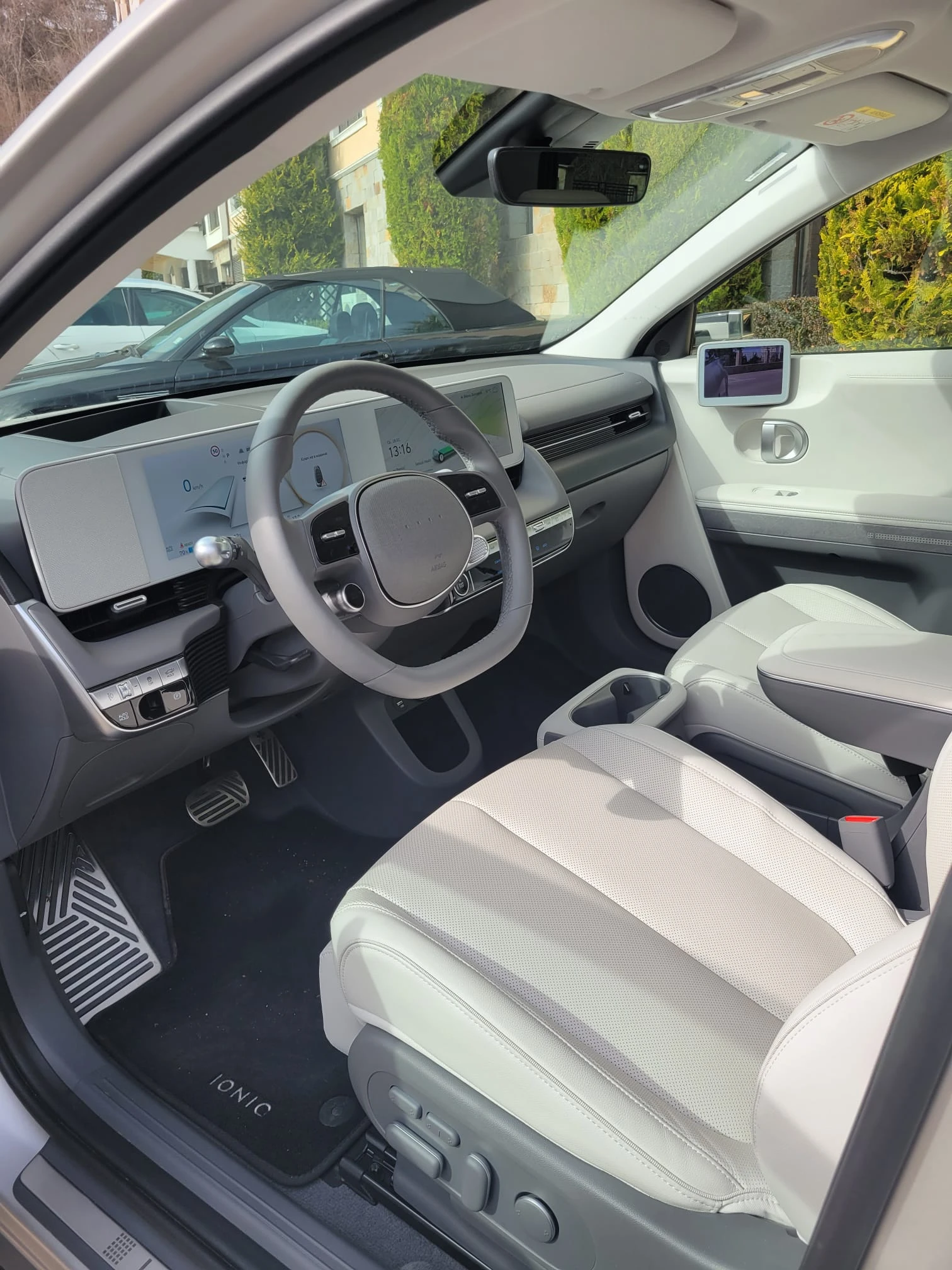 Hyundai Ioniq 5 Ultimate AWD, снимка 5 - Автомобили и джипове - 54326262