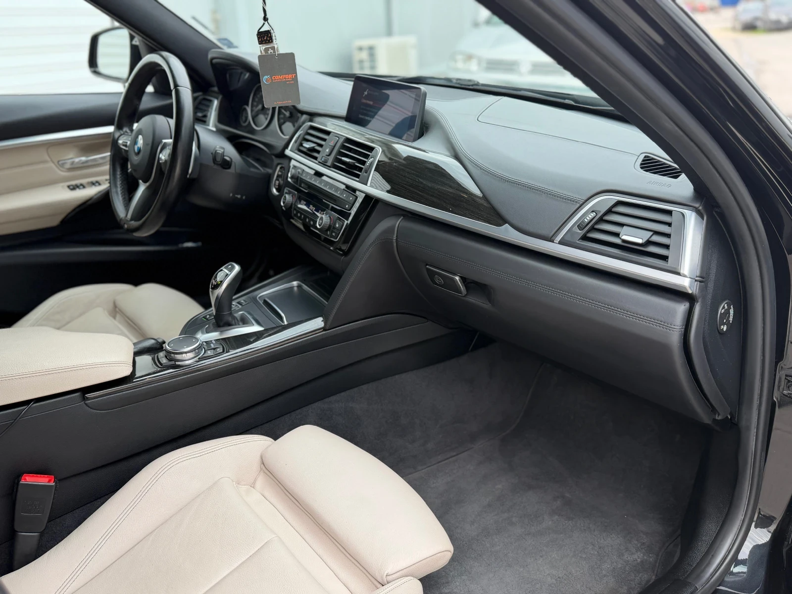 BMW 335 Xdrive Individiual, снимка 11 - Автомобили и джипове - 54632439