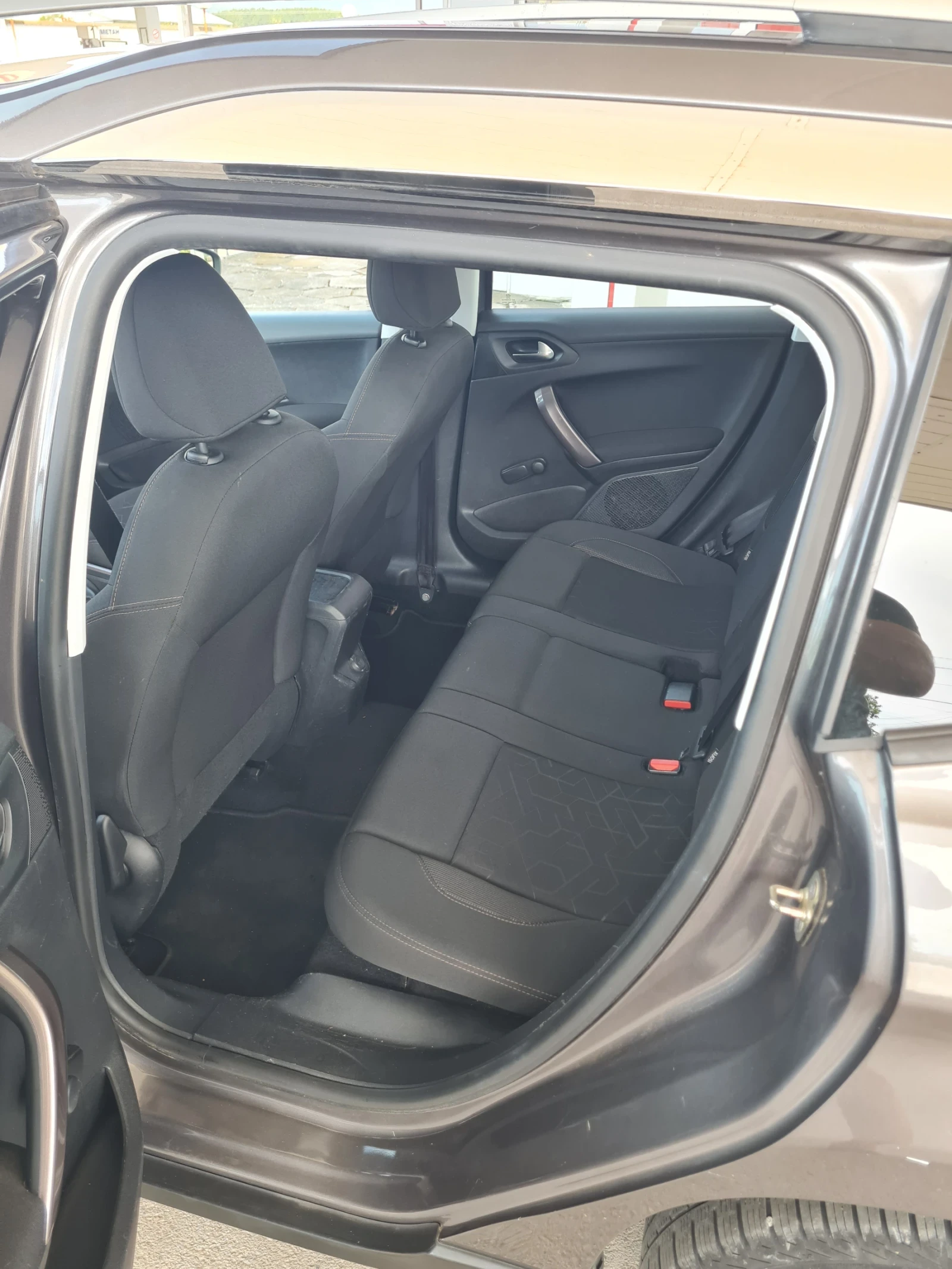 Peugeot 2008 1.2куб.82к.с.2013г. , снимка 5 - Автомобили и джипове - 55945874