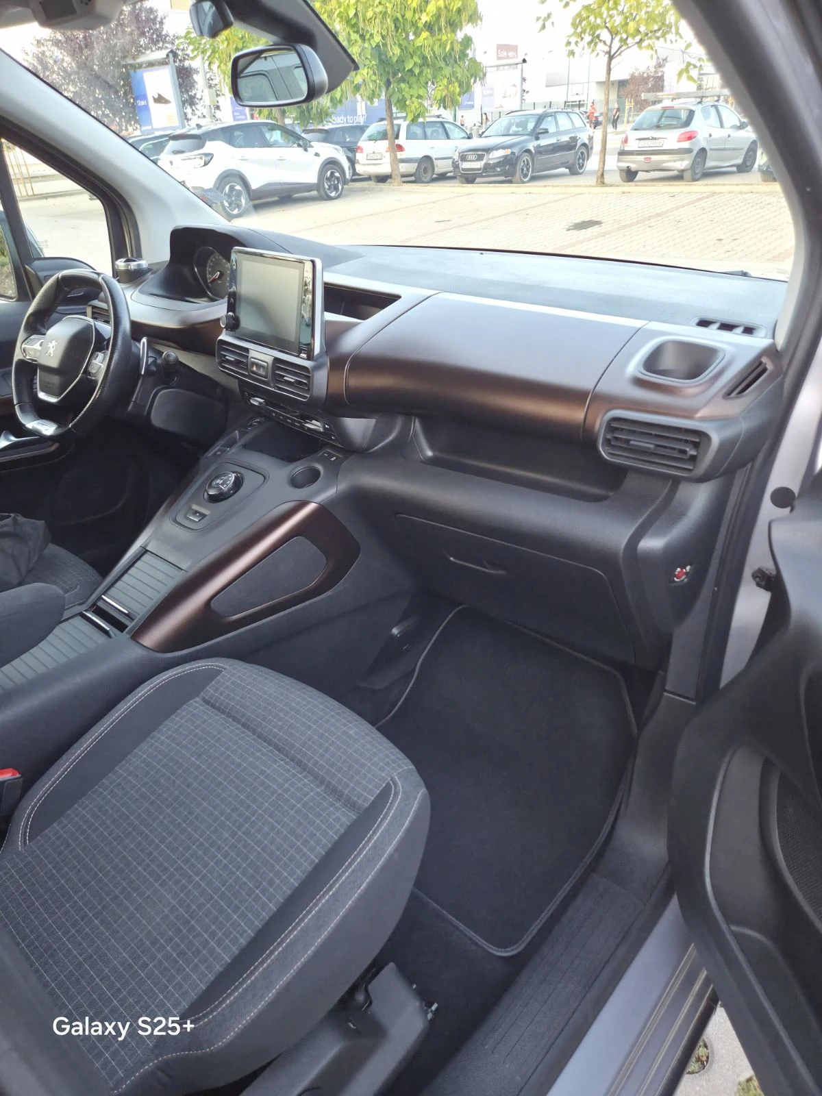 Peugeot Rifter GT Line , снимка 4 - Автомобили и джипове - 56119091