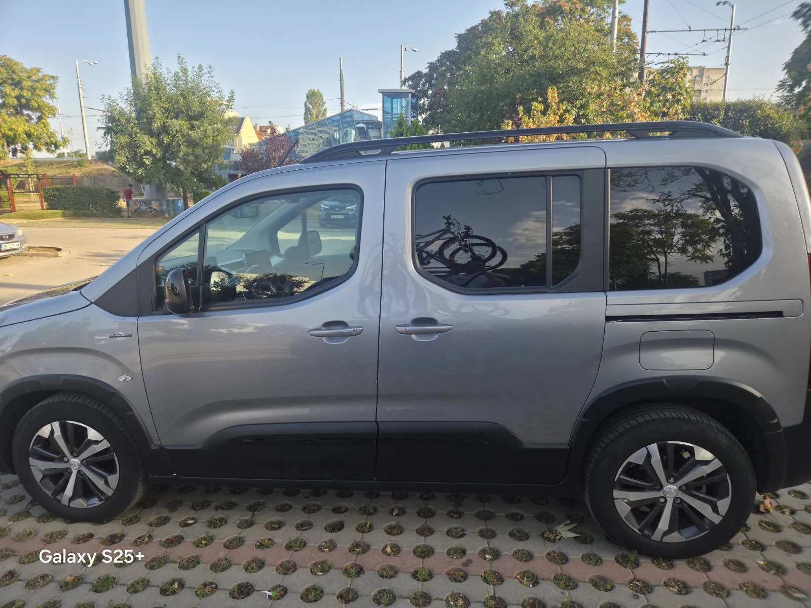 Peugeot Rifter GT Line , снимка 9 - Автомобили и джипове - 56119091