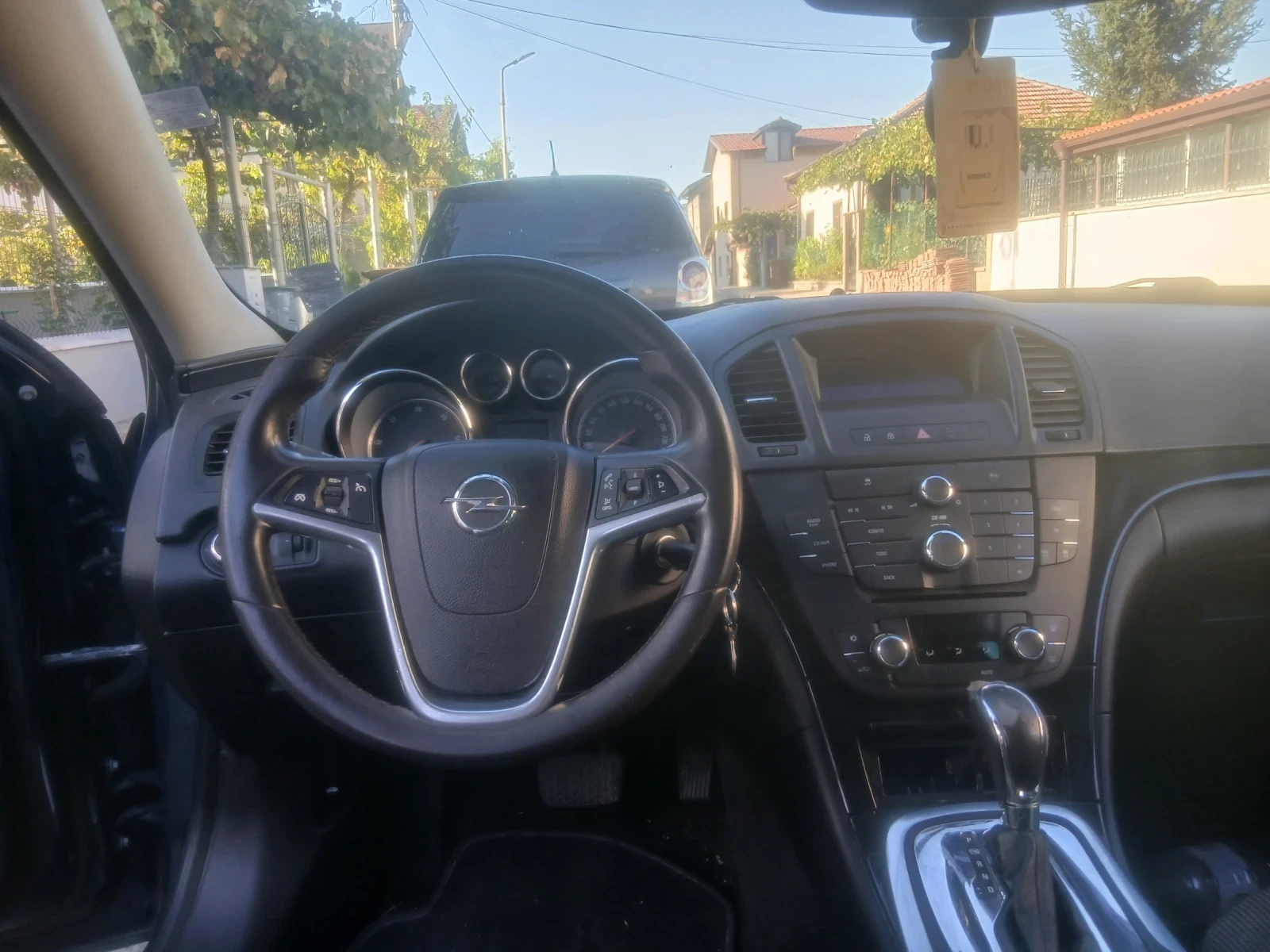 Opel Insignia, снимка 5 - Автомобили и джипове - 56310590