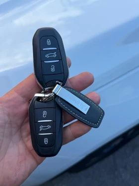 Opel Grandland X 1.6T plug in 300hp* AWD* КАМЕРА* LED* КОЖА* 2022г, снимка 10