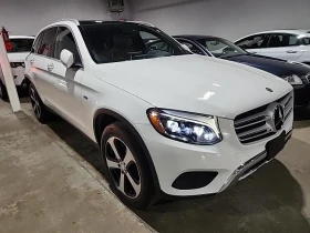 Mercedes-Benz GLC Бяла перла* обдух* пано* keyless go* м.точка* амби, снимка 3