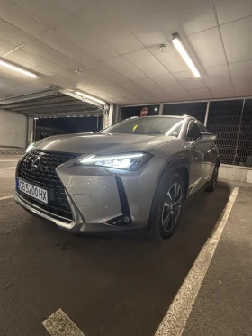 Lexus UX 250h hybrid 4x4, снимка 5