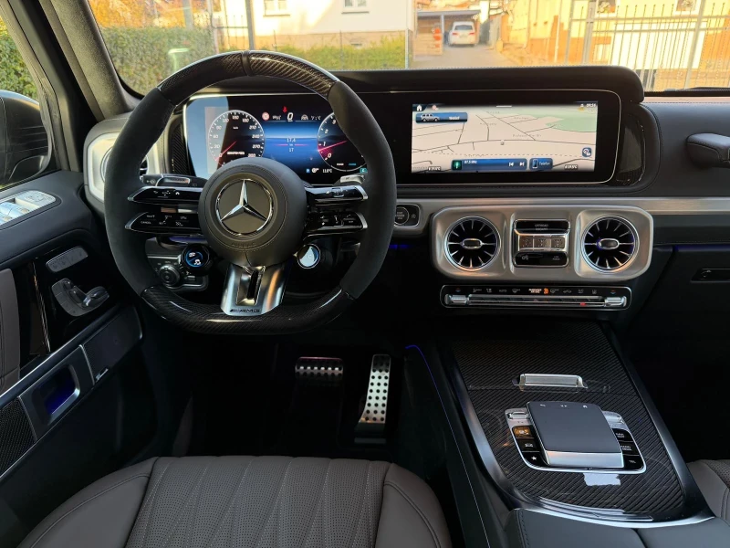 Mercedes-Benz G 63 AMG MY26 Dark Olive Magno A22 Carbon Нов Наличен, снимка 11 - Автомобили и джипове - 52374701