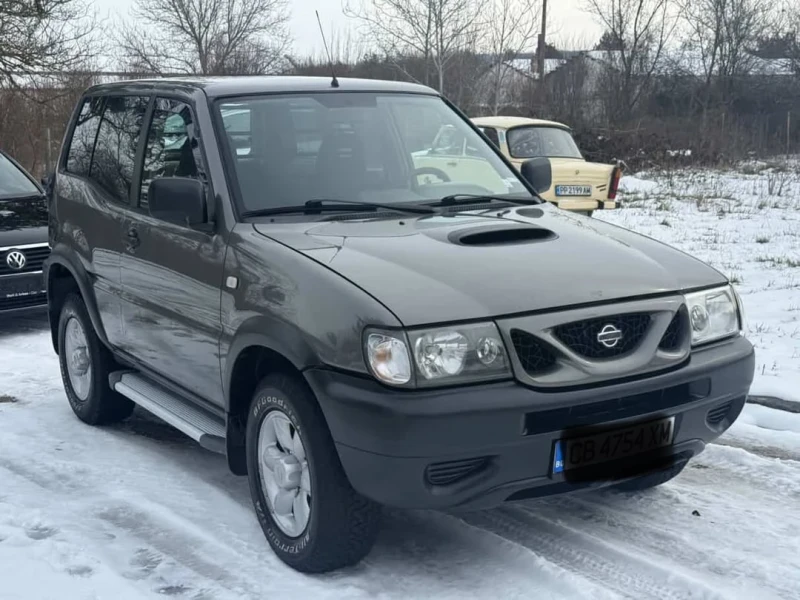 Nissan Terrano 2, 7 TDI, снимка 3 - Автомобили и джипове - 53358659