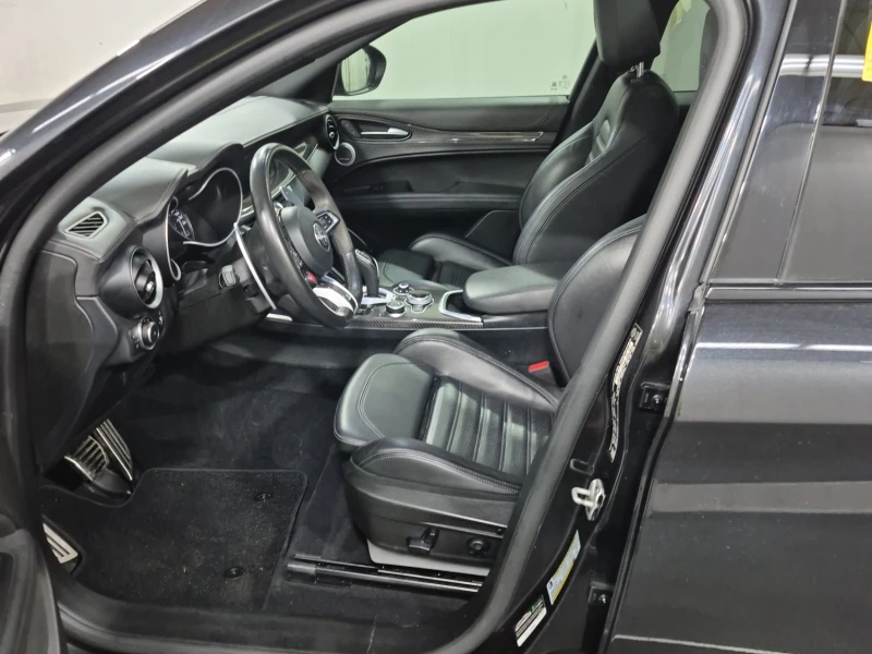 Alfa Romeo Stelvio QUADRIFOGLIO 2.9L V6 505кс, снимка 7 - Автомобили и джипове - 53480066