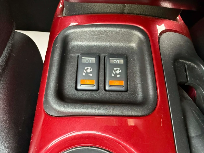 Nissan Juke, снимка 11 - Автомобили и джипове - 53570851