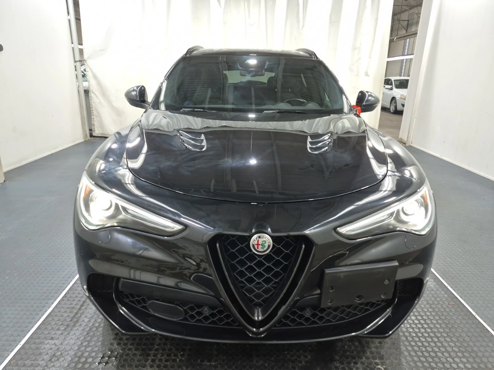 Alfa Romeo Stelvio QUADRIFOGLIO 2.9L V6 505кс - изображение 6