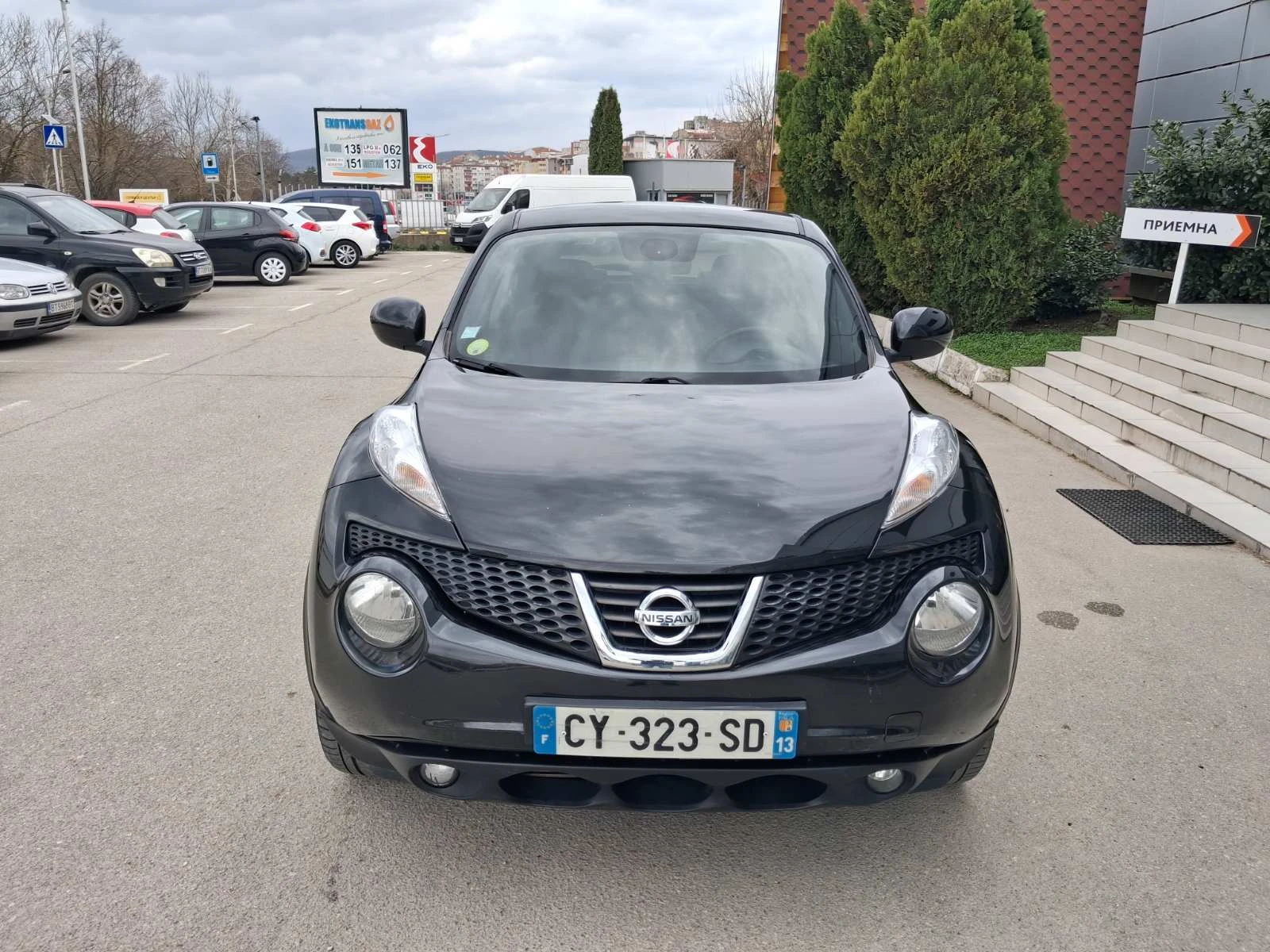 Nissan Juke, снимка 4 - Автомобили и джипове - 53822707