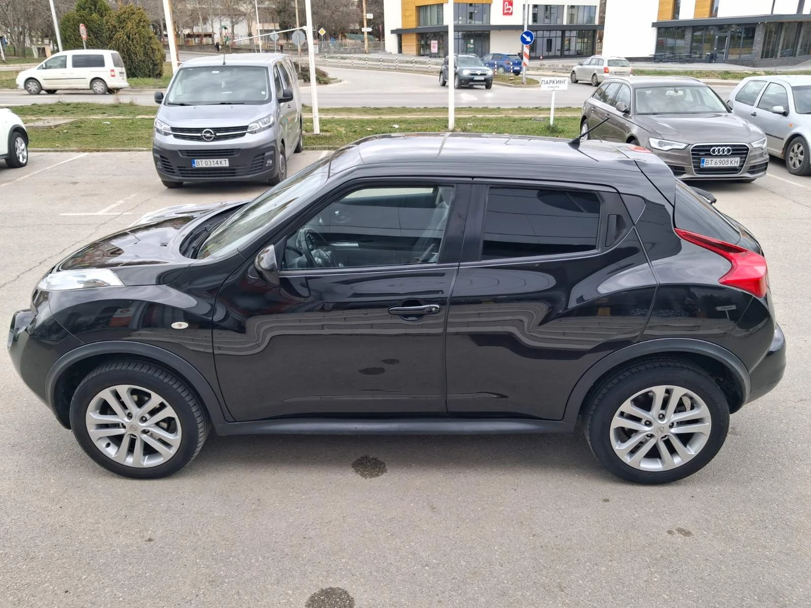 Nissan Juke, снимка 2 - Автомобили и джипове - 53822707