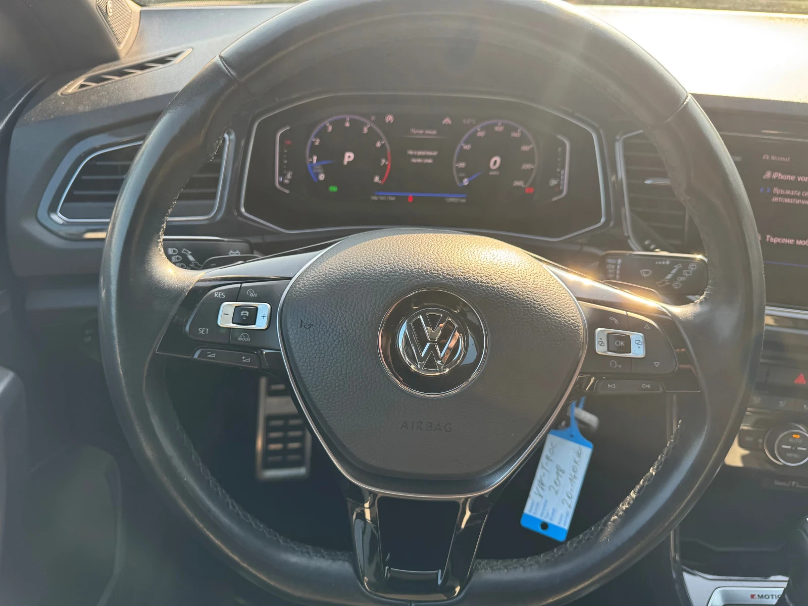 VW T-Roc 2.0i / 190ps / 4 mation / R line/ УНИКАТ, снимка 15 - Автомобили и джипове - 53880692