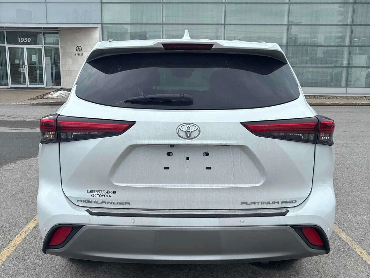 Toyota Highlander LIMITED  CARFAX, снимка 7 - Автомобили и джипове - 53915217