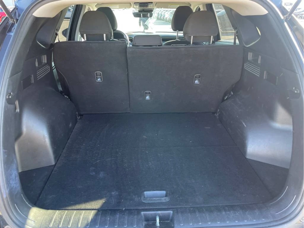 Hyundai Tucson Preferred * CARFAX* СЛЕДЕНЕ НА ЛЕНТИ , снимка 14 - Автомобили и джипове - 53918981