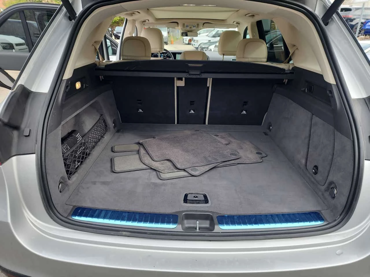 Mercedes-Benz GLE 450 4MATIC* DISTRONIC* BURMESTER* ОБДУХВАНЕ* , снимка 11 - Автомобили и джипове - 54239857