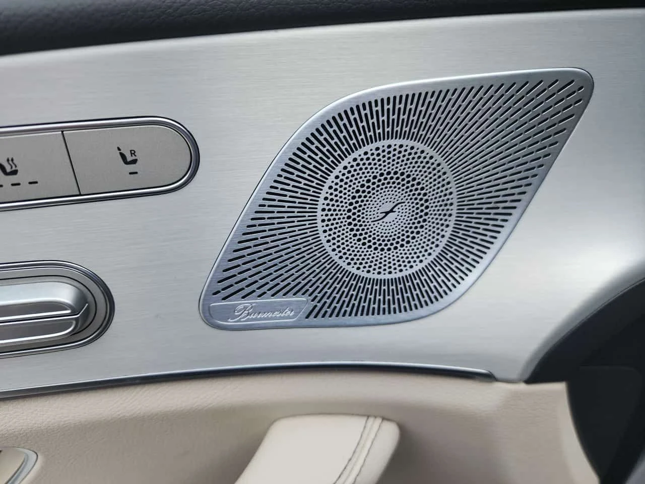 Mercedes-Benz GLE 450 4MATIC* DISTRONIC* BURMESTER* ОБДУХВАНЕ* , снимка 12 - Автомобили и джипове - 54239857