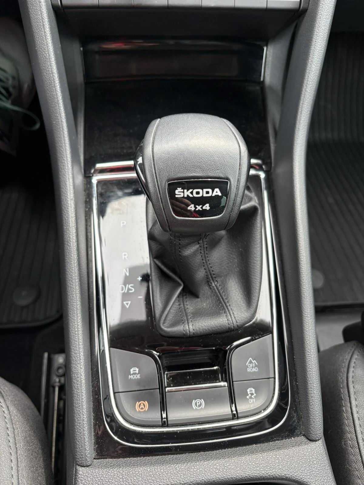 Skoda Kodiaq vision plus 4x4 гаранция 360 камера, снимка 11 - Автомобили и джипове - 56045541