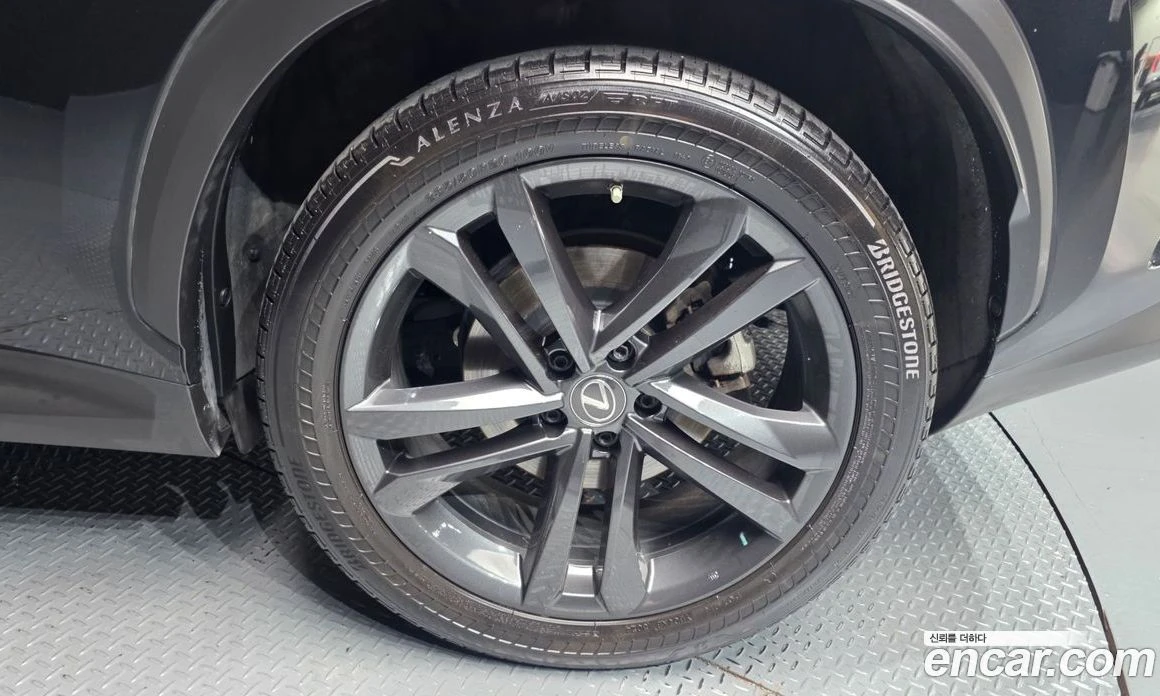 Lexus NX Premium, снимка 7 - Автомобили и джипове - 56123135