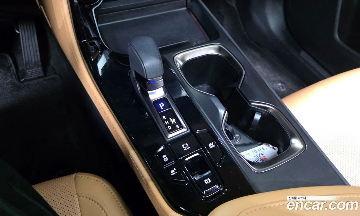 Lexus NX Premium, снимка 12 - Автомобили и джипове - 56123135