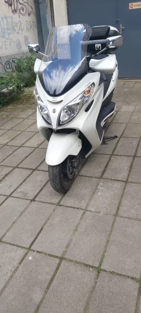 Suzuki Burgman, снимка 1