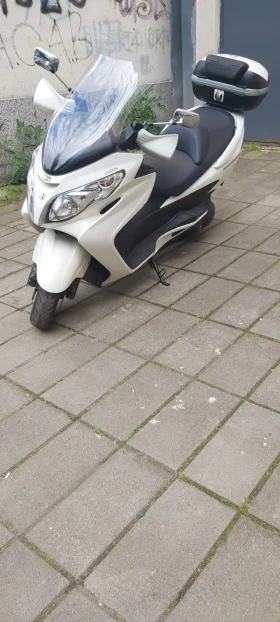 Suzuki Burgman, снимка 2