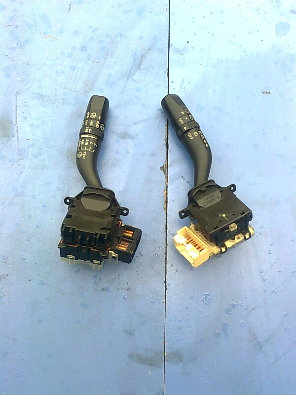 ключ фарове мигачи и чистачки за Мазда 6 (1)