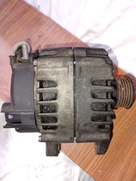 Алтернатор-динамо за Мерцедес CLS 500, снимка 2 - Части - 53370849