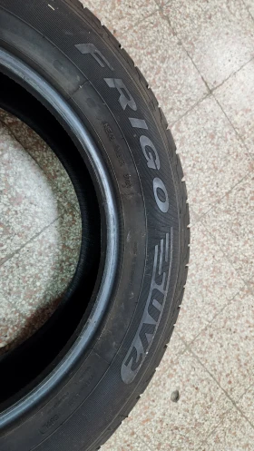 Гуми Зимни 235/60R18, снимка 8 - Гуми и джанти - 47608596