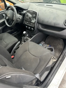 Renault Clio КАТАСТРОФИРАЛ, снимка 6
