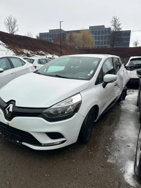 Renault Clio КАТАСТРОФИРАЛ, снимка 1