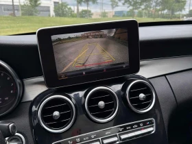 Mercedes-Benz C 300 АМГ Пакет/CARFAX/Панорама/Подгрев/Памет/КЛИП, снимка 12
