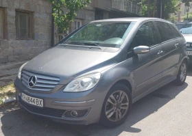 Mercedes-Benz B 180, снимка 1