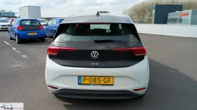 VW ID.3 58 kWh Pro - 15300 € / 29924.20 лв. - 78955750 3