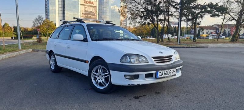 Toyota Avensis, снимка 2 - Автомобили и джипове - 46004780