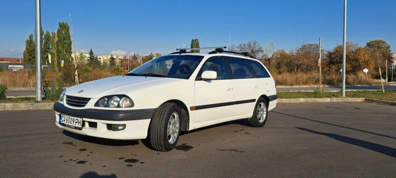 Toyota Avensis, снимка 1 - Автомобили и джипове - 46004780