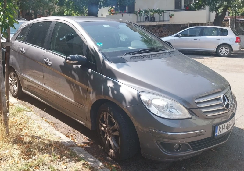 Mercedes-Benz B 180, снимка 3 - Автомобили и джипове - 46977733