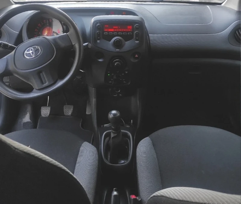 Toyota Aygo, снимка 5 - Автомобили и джипове - 47099752