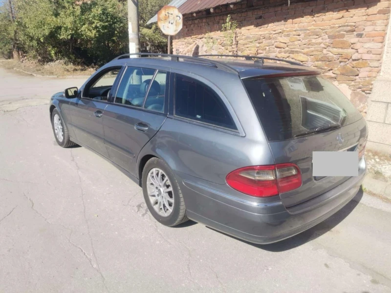 Mercedes-Benz E 200 2.0 136кс на части , снимка 4 - Автомобили и джипове - 47606768