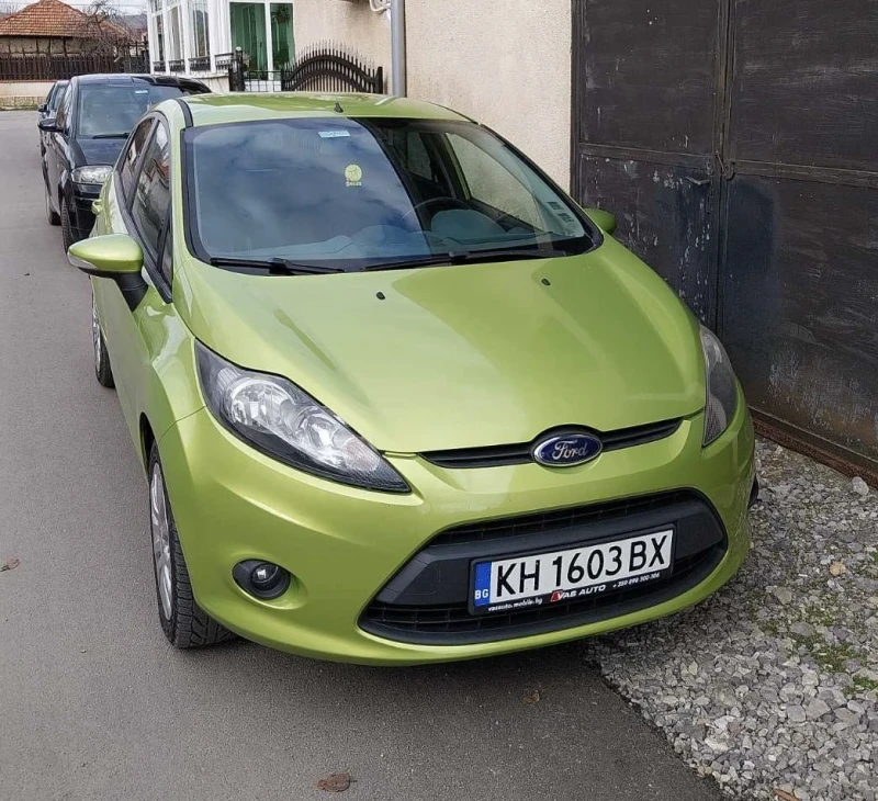 Ford Fiesta, снимка 1 - Автомобили и джипове - 49380881