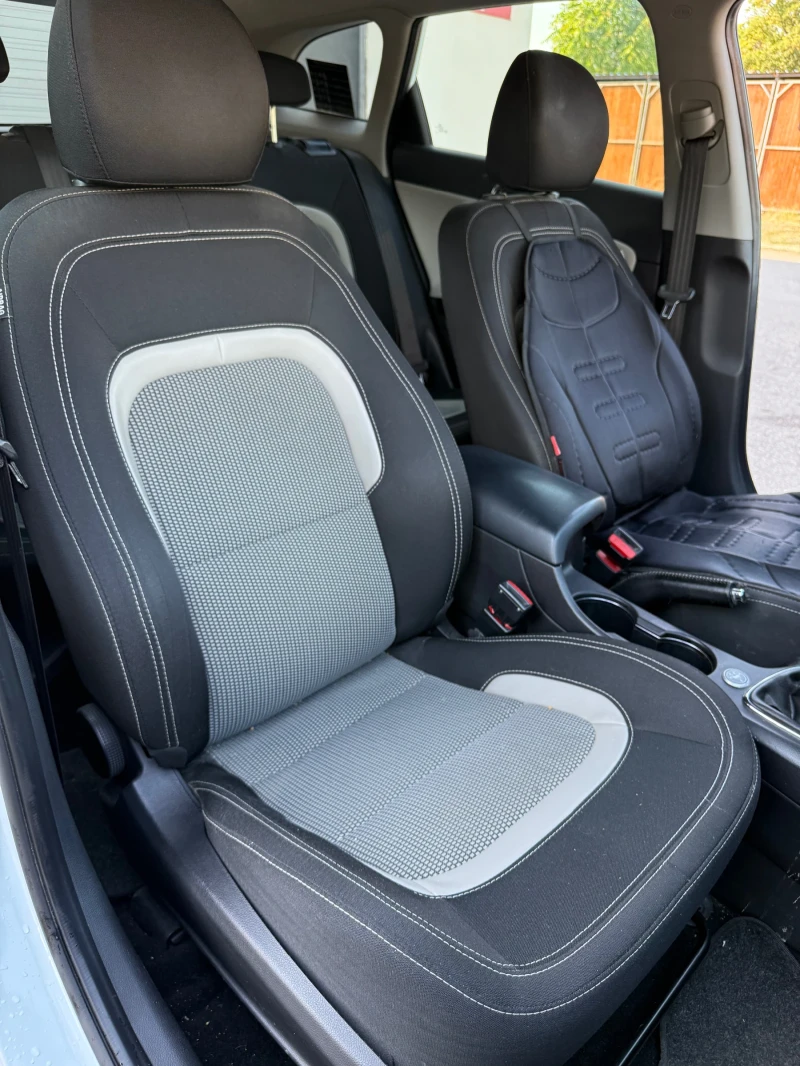 Kia Ceed 1.4i Фабрична газ, снимка 17 - Автомобили и джипове - 51083759