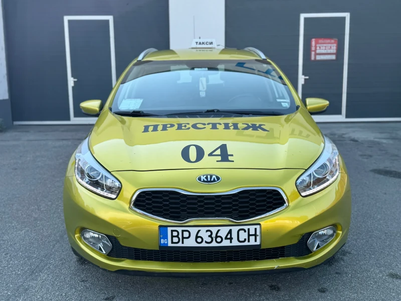 Kia Ceed 1.4i Фабрична газ, снимка 2 - Автомобили и джипове - 51083759