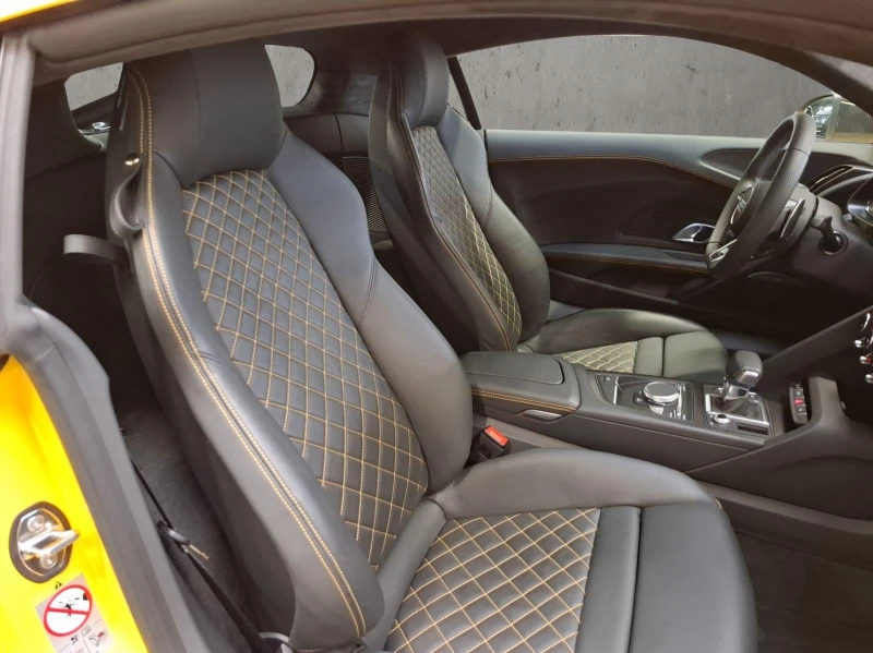 Audi R8 PERFORMANCE COUPE V10 CERAMIC CARBON B&O, снимка 15 - Автомобили и джипове - 51508963
