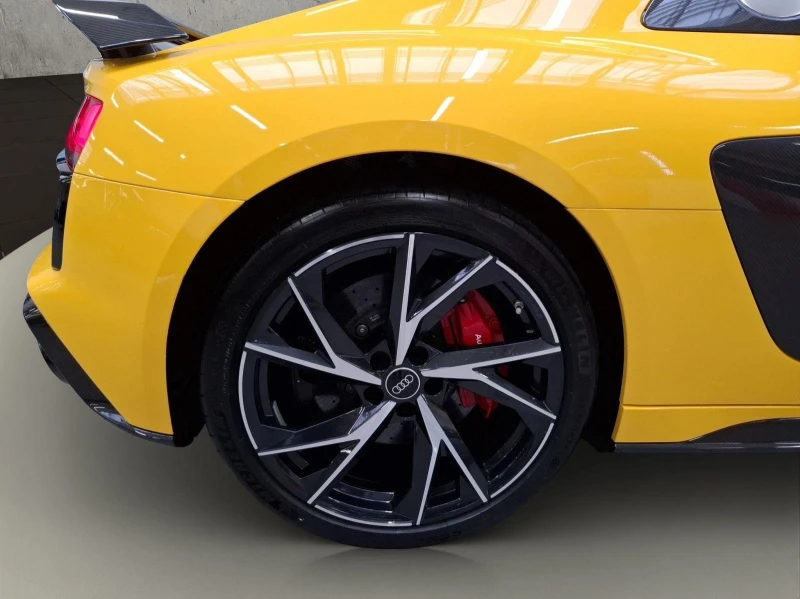 Audi R8 PERFORMANCE COUPE V10 CERAMIC CARBON B&O, снимка 4 - Автомобили и джипове - 51508963