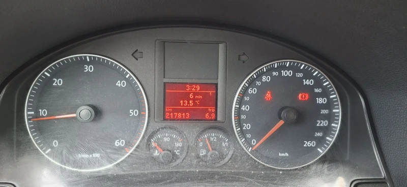 VW Golf 1.9TDI-4X4, снимка 7 - Автомобили и джипове - 51700793