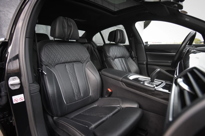 BMW 740 740 I M PACK, снимка 8 - Автомобили и джипове - 51864534