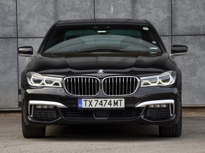 BMW 740 740 I M PACK, снимка 2 - Автомобили и джипове - 51864534